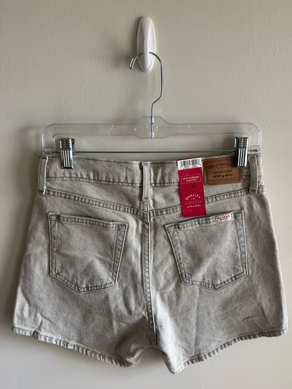 NWT Levi Strauss Signature Vintage Original Shorts (4” inch)